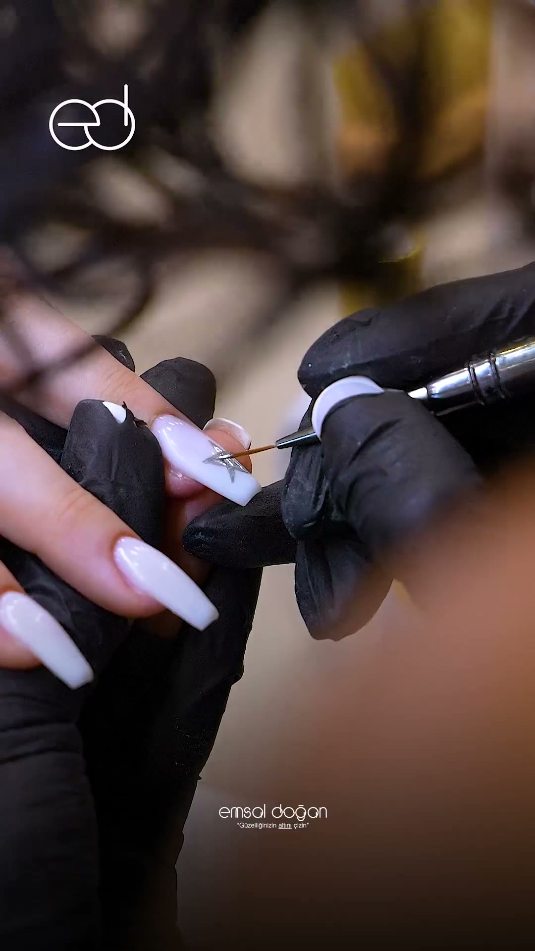 Nail Art — Yıldız Detay Uygulaması